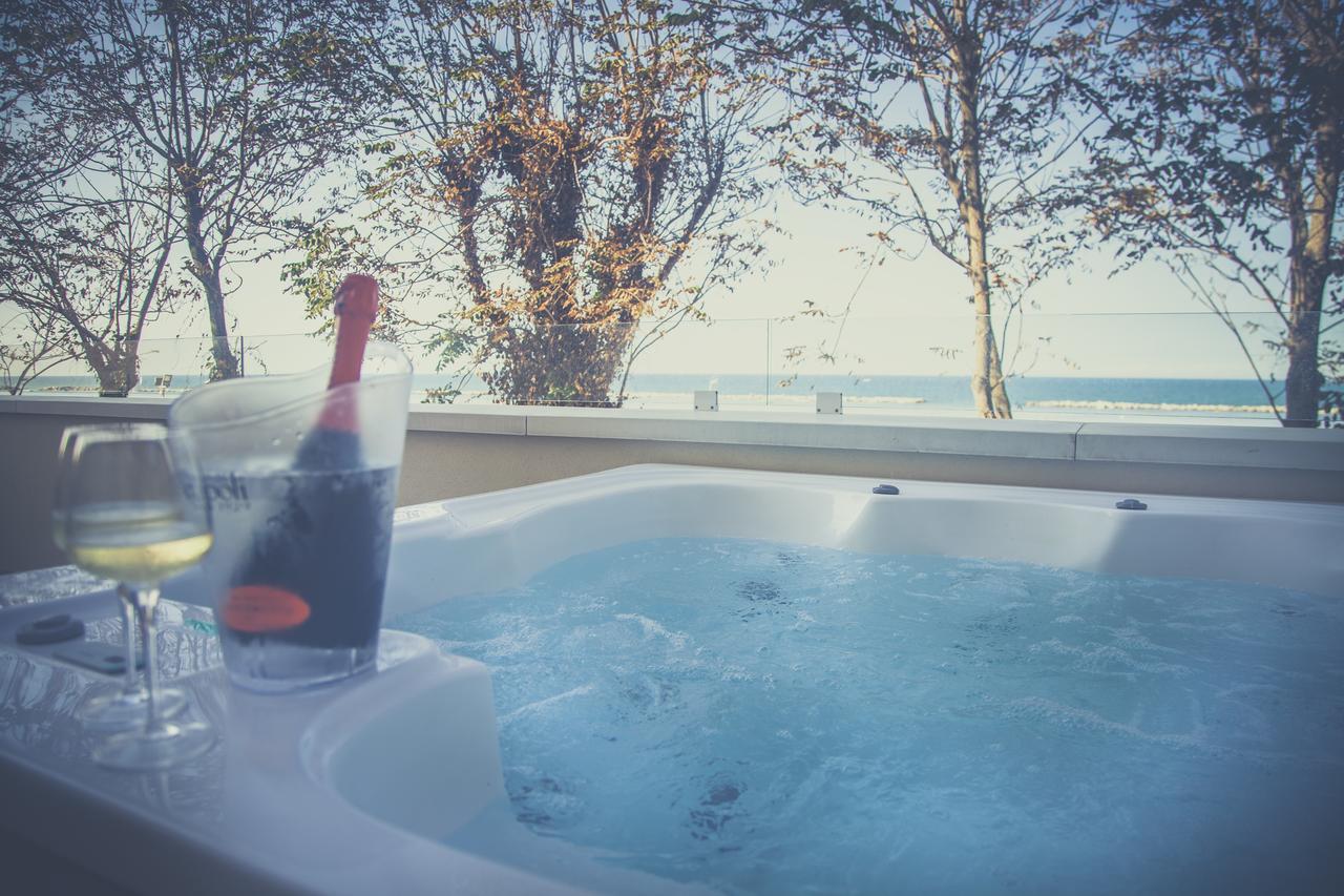 Marina Beach Suite Hotel 리미니 외부 사진