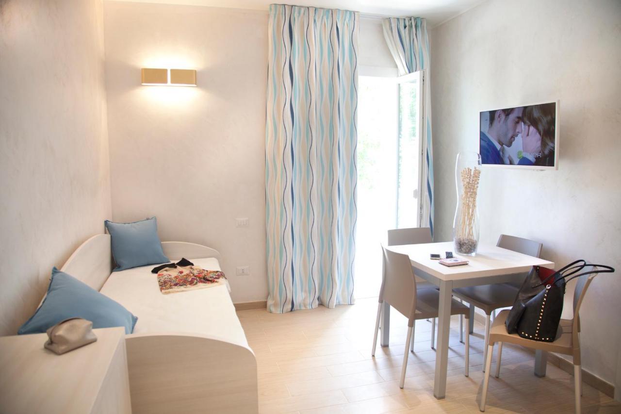 Marina Beach Suite Hotel 리미니 외부 사진